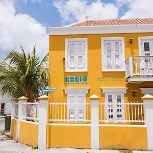 Bario Apartment Willemstad